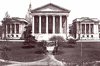 The Senate and House wings, as well as the portico steps, were added in 1906.